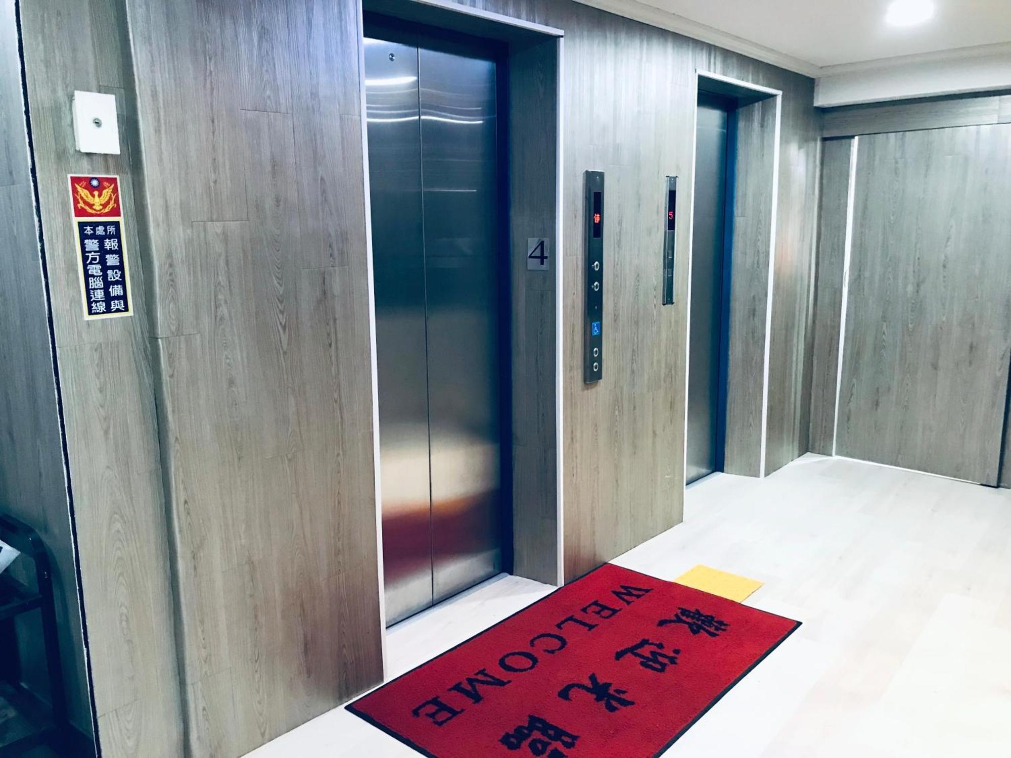 Gui Zu Hotel 羅東鎮 エクステリア 写真